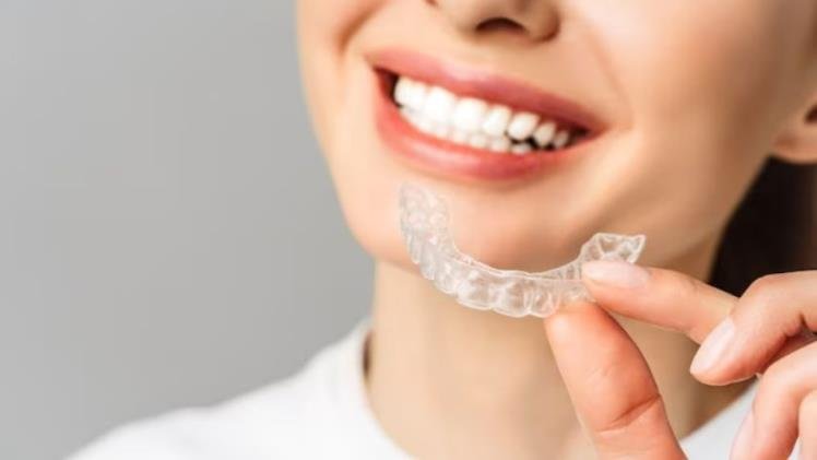 Clear Path To Confidence: How Invisible Braces Boost Self-esteem